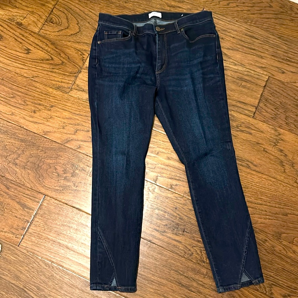 Loft skinny dark wash women’s jeans size 12 petite